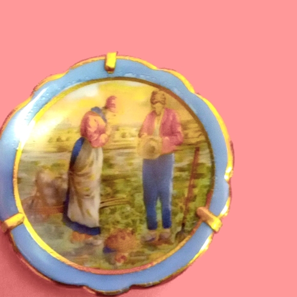 Limoges Brooche, vintage (1960'S) - Picture 1 of 3